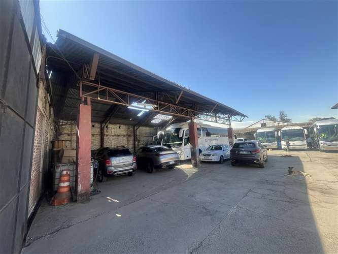 Terreno y Oficina en venta en Conchalí