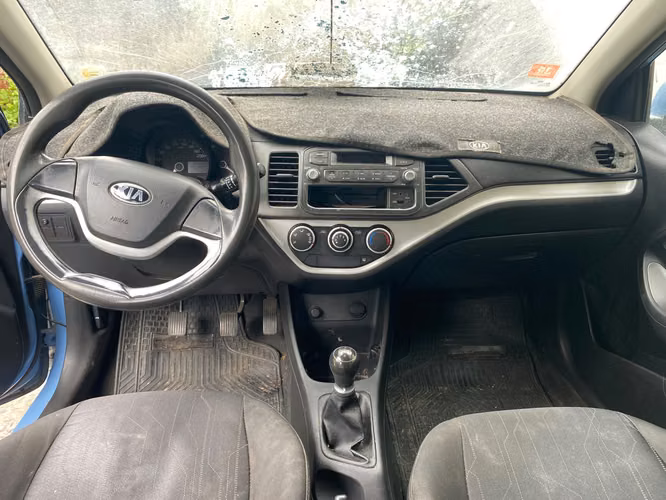 Kia morning 1.2, 2013 siniestrado , para desarme o proyecto - Imagen 9