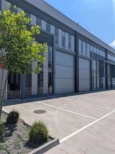 Bodega en arriendo en Lampa centro logistico cerrado