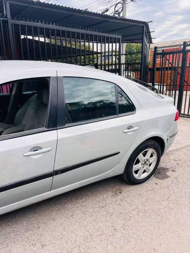 Renault laguna automatica 2004