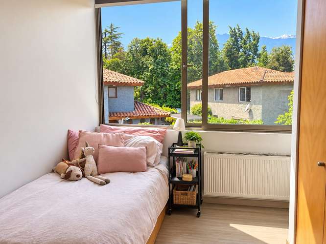 Encantadora casa en sector privilegiado de  La Reina