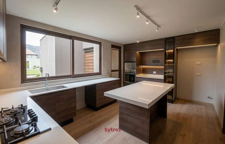 CASA EN ARRIENDO SANTA ELENA DE CHICUREO - Imagen 4