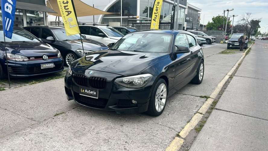 BMW 116 116I SPORT 1.6 MT (2013)