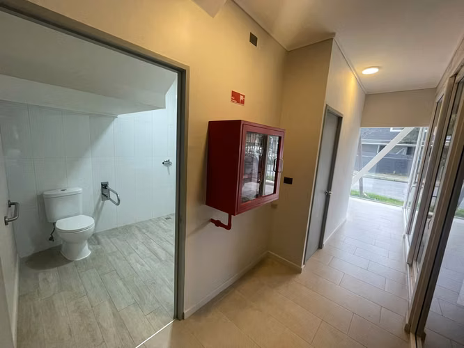 Nuevo local comercial esquina en Sector Lintz