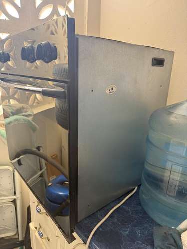 Vendo horno eléctrico empotrable.