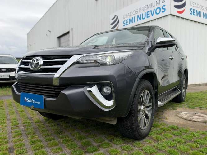 Toyota Fortuner 2.8 SRX DCB10 AT 4X4 DIESEL 2019
