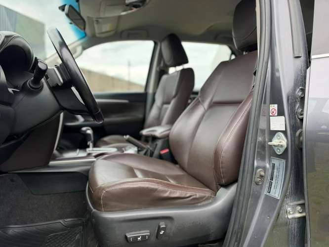 Toyota Fortuner 2.8 SRX DCB10 AT 4X4 DIESEL 2019