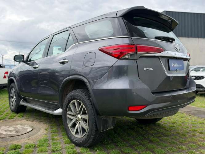 Toyota Fortuner 2.8 SRX DCB10 AT 4X4 DIESEL 2019
