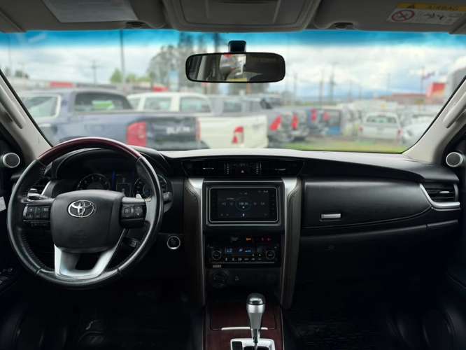 Toyota Fortuner 2.8 SRX DCB10 AT 4X4 DIESEL 2019