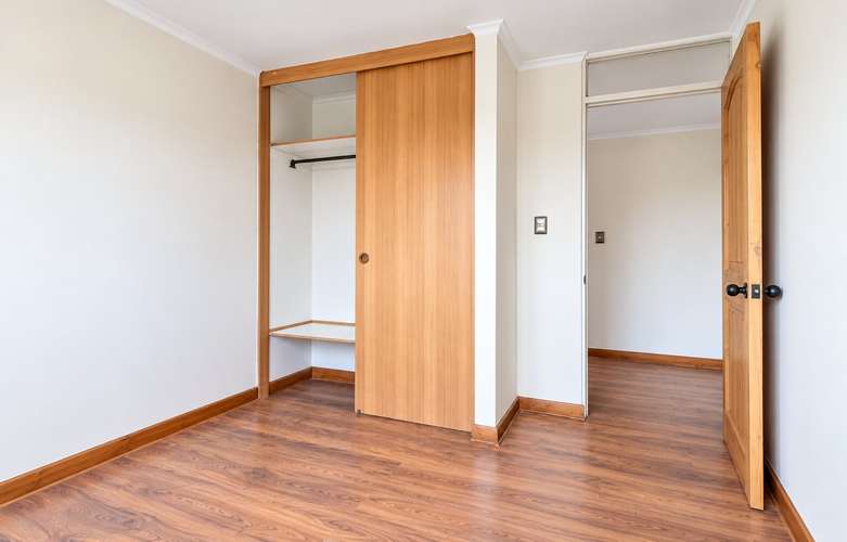 Renta de casa en condominio, sector residencial en Quillota, $800.000