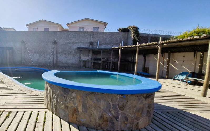 Renta de casa en condominio, sector residencial en Quillota, $800.000