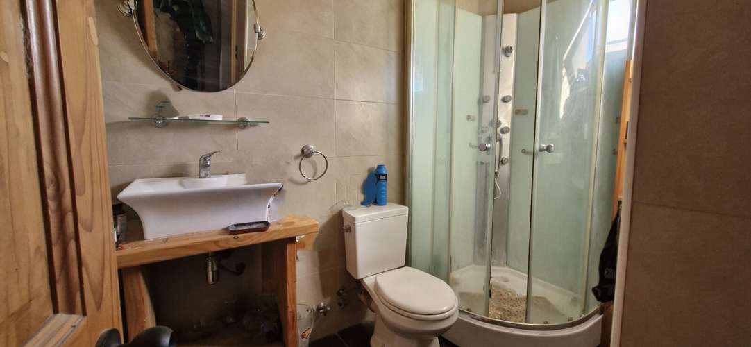Renta de casa en condominio, sector residencial en Quillota, $800.000