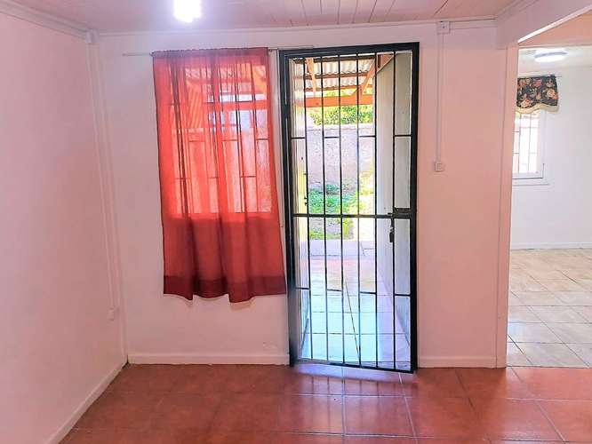 En venta casa de 2 pisos en Quillota – $81,9 millones.