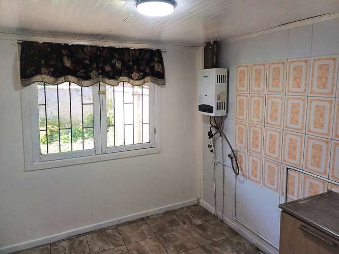 En venta casa de 2 pisos en Quillota – $81,9 millones.