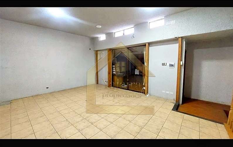 Sitio en arriendo en Santiago IDEAL PARA TALLER