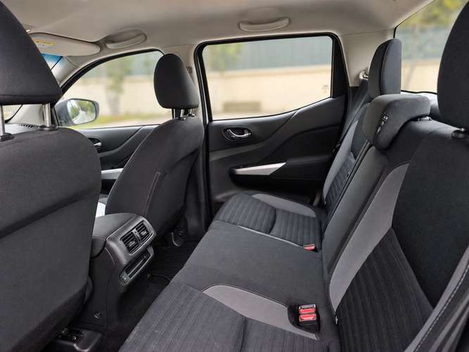 NISSAN NAVARA DC SE 2.3D MT - 2023 | 5063 - Imagen 13