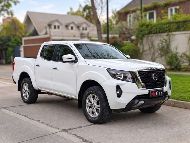 NISSAN NAVARA DC SE 2.3D MT - 2023 | 5063 - Imagen 8