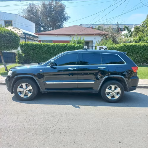 JEEP GRAND CHEROKEE LIMITED AÑO 2012 TOP DE LINEA