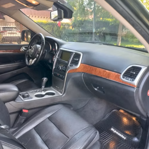 JEEP GRAND CHEROKEE LIMITED AÑO 2012 TOP DE LINEA