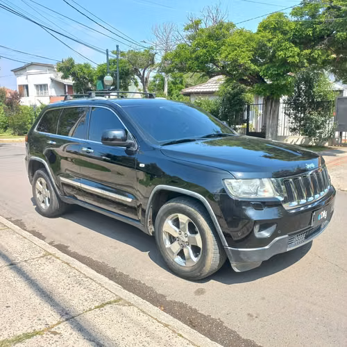 JEEP GRAND CHEROKEE LIMITED AÑO 2012 TOP DE LINEA