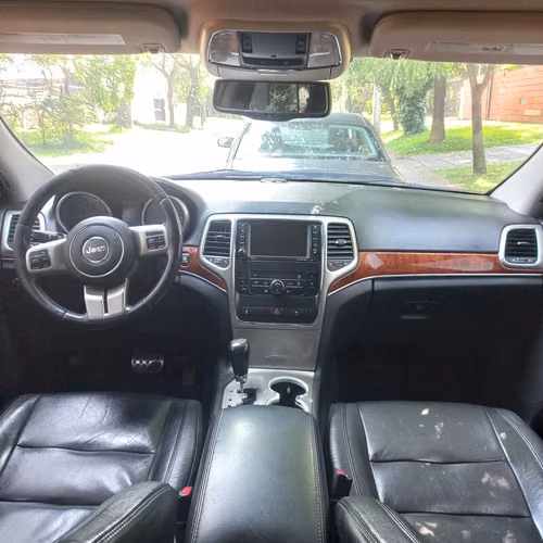 JEEP GRAND CHEROKEE LIMITED AÑO 2012 TOP DE LINEA