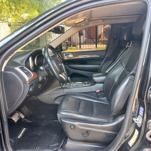 JEEP GRAND CHEROKEE LIMITED AÑO 2012 TOP DE LINEA
