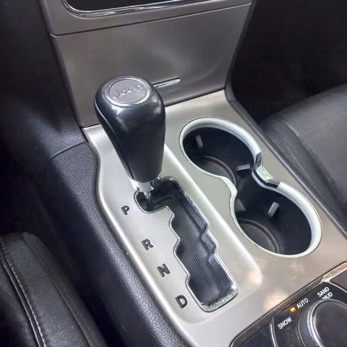 JEEP GRAND CHEROKEE LIMITED AÑO 2012 TOP DE LINEA