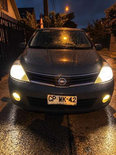 Nissan Tiida Sport 2011