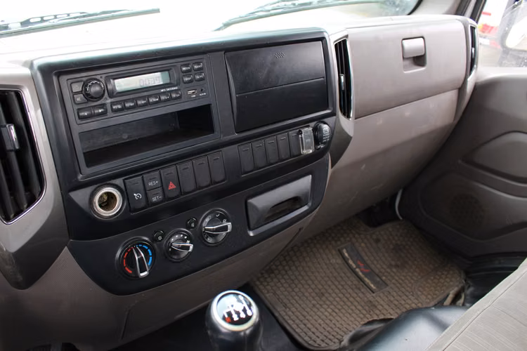Foton Aumark S 915 año 2023 Plano Barandas 92.000 Kms Full - Imagen 11