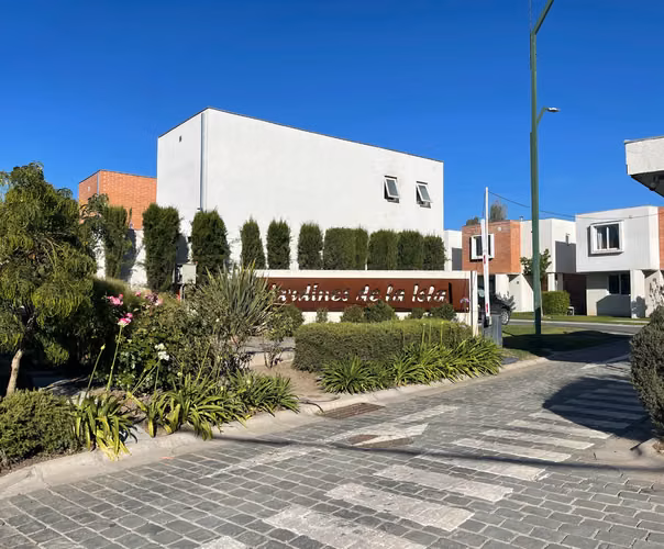 Linda casa ubicada en Isla de Maipo en Venta o Arriendo.