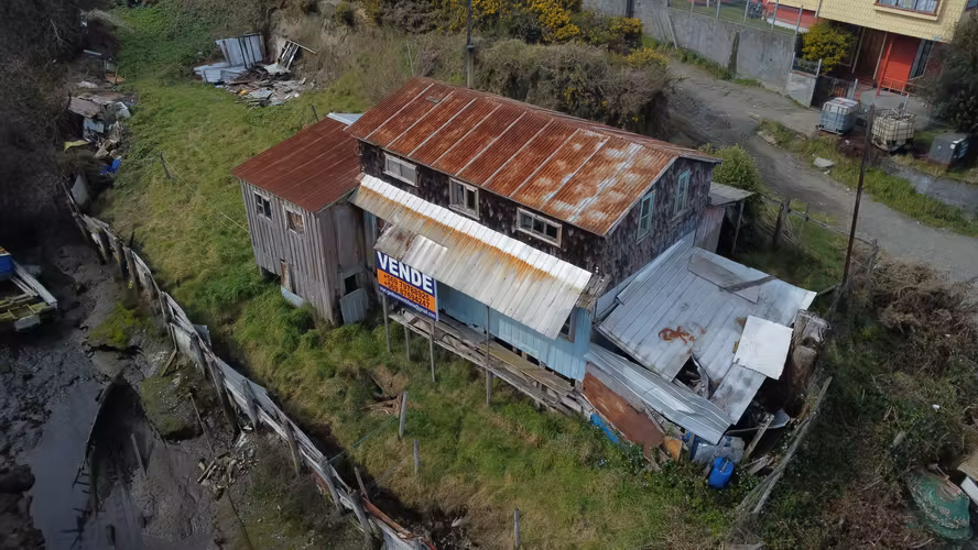 "OPORTUNIDAD UNICA EN EL CORAZON DE DALCAHUE".