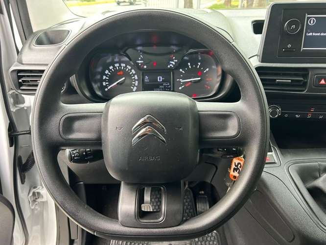 CITROEN BERLINGO BLUEHDI 1.5 - 2024 | 4984 - Imagen 9