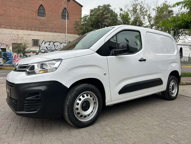 CITROEN BERLINGO BLUEHDI 1.5 - 2024 | 4984 - Imagen 3