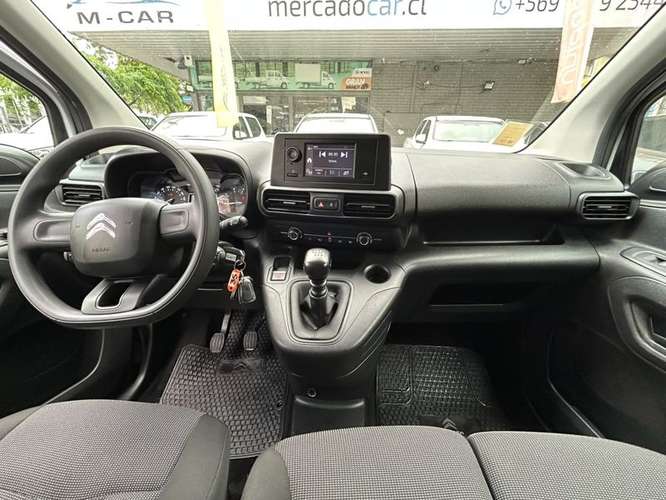 CITROEN BERLINGO BLUEHDI 1.5 - 2024 | 4984 - Imagen 10