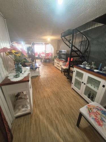 ESPECTACULAR DUPLEX A MINUTOS DE PLAZA DE MAIPÚ - Imagen 11