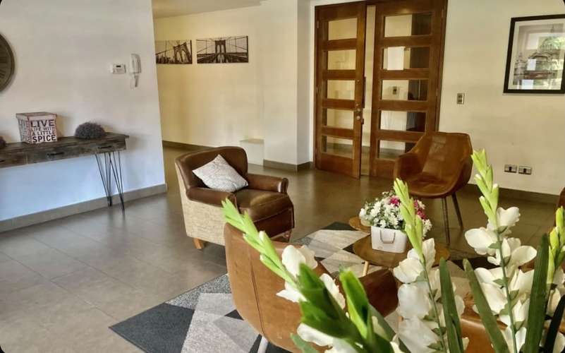 Amplio Departamento en Venta  3 Dormitorios 3 baños Lo Barn. - Imagen 20