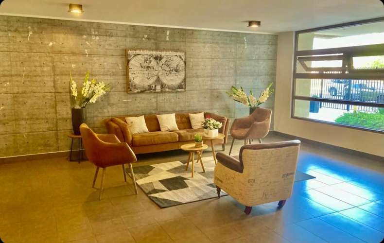 Amplio Departamento en Venta  3 Dormitorios 3 baños Lo Barn. - Imagen 16
