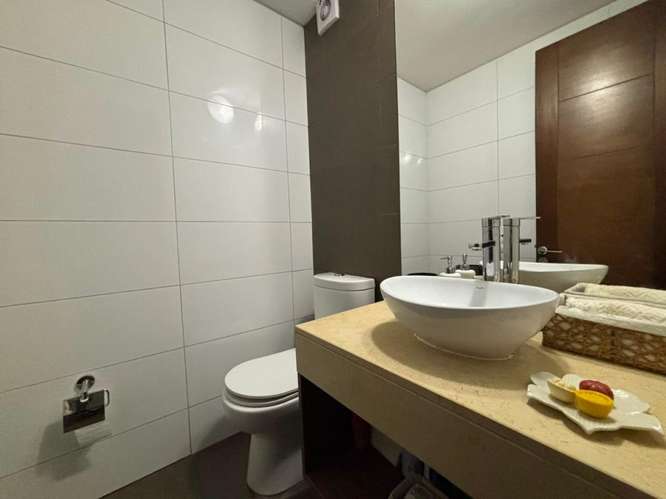 Amplio Departamento en Venta  3 Dormitorios 3 baños Lo Barn. - Imagen 11