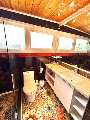 EXCLUSIVA RESIDENCIA FULL EQUIPADA CON VISTA PANORÁMICA