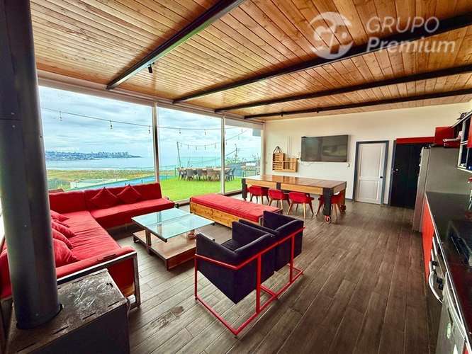 EXCLUSIVA RESIDENCIA FULL EQUIPADA CON VISTA PANORÁMICA