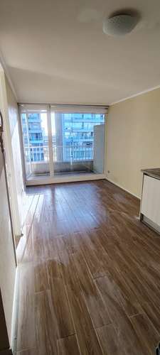 Arriendo departamento de un dormitorio costado Santo Tomas. - Imagen 2
