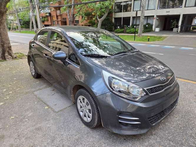 Kia Rio 5 2017 1.4 EX 4x2 AA 6MT 5P - Imagen 4