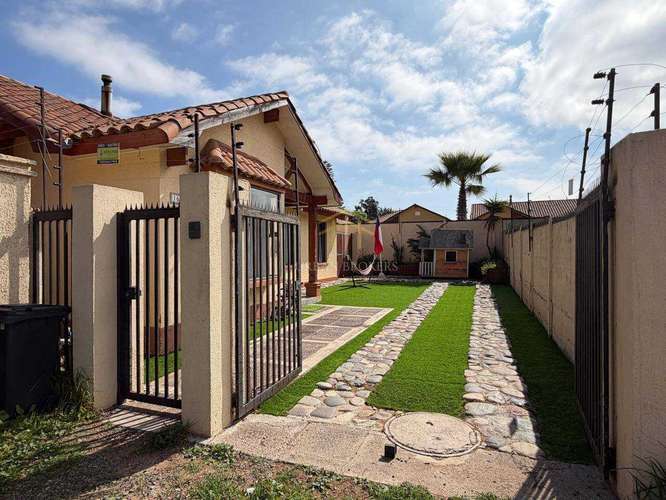 Casa en Pasaje Cerrado UF 6.900 | La Serena (186765)