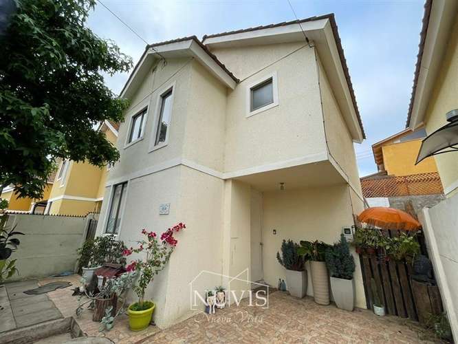 Casa en arriendo de 3 dorm. en Villa Alemana