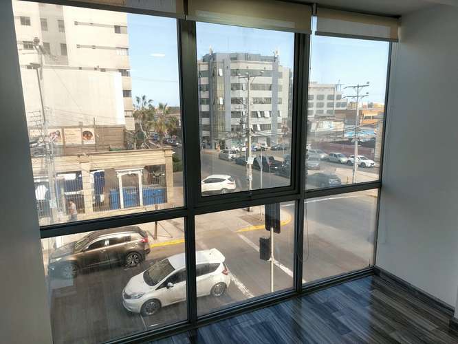 Oficina Central Frente a Tribunales Iquique
