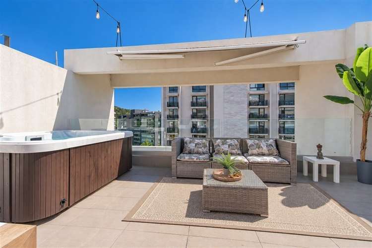 Tríplex con azotea privada y jacuzzi - La Dehesa Central - Imagen 3