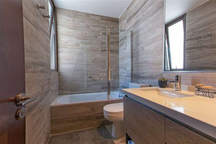 Tríplex con azotea privada y jacuzzi - La Dehesa Central - Imagen 47