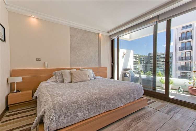 Tríplex con azotea privada y jacuzzi - La Dehesa Central - Imagen 29