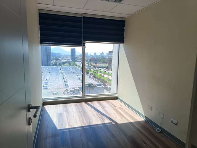 Arriendo Oficina 3P 2B estacionamiento y bodega Metro San Alberto Hurtado.