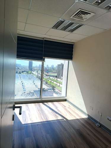 Arriendo Oficina 3P 2B estacionamiento y bodega Metro San Alberto Hurtado.